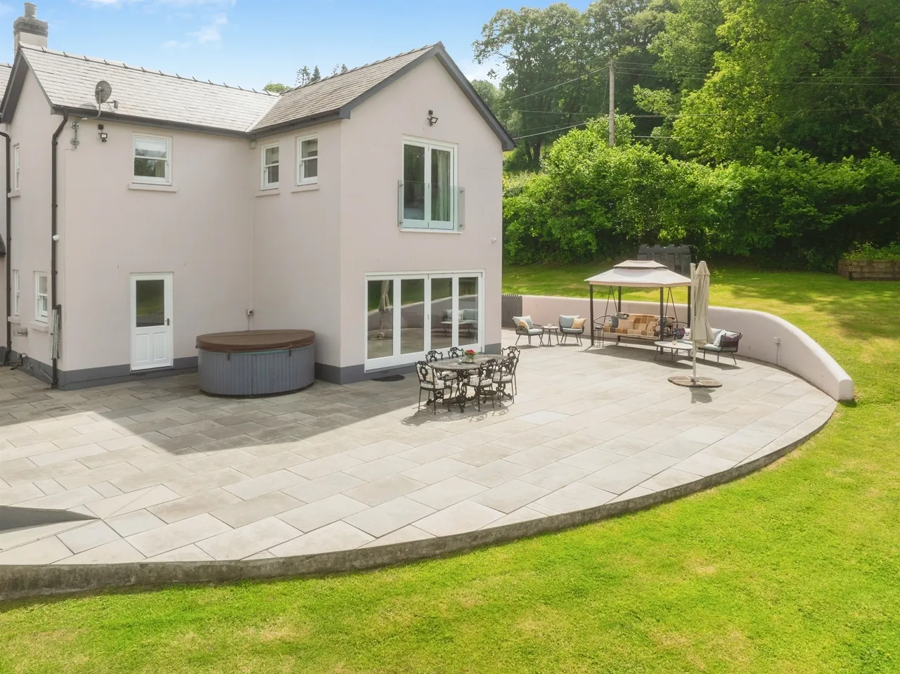 Montrose Chepstow, NP16, photo 37
