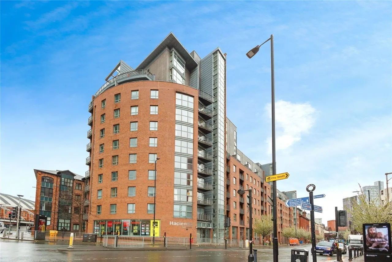 1 bed flat for sale — 11-15 Whitworth Street West, Manchester, Greater Manchester, M1