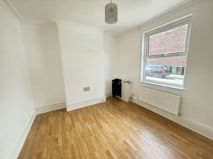 Wellington Street, Nottingham, NG3, photo 12