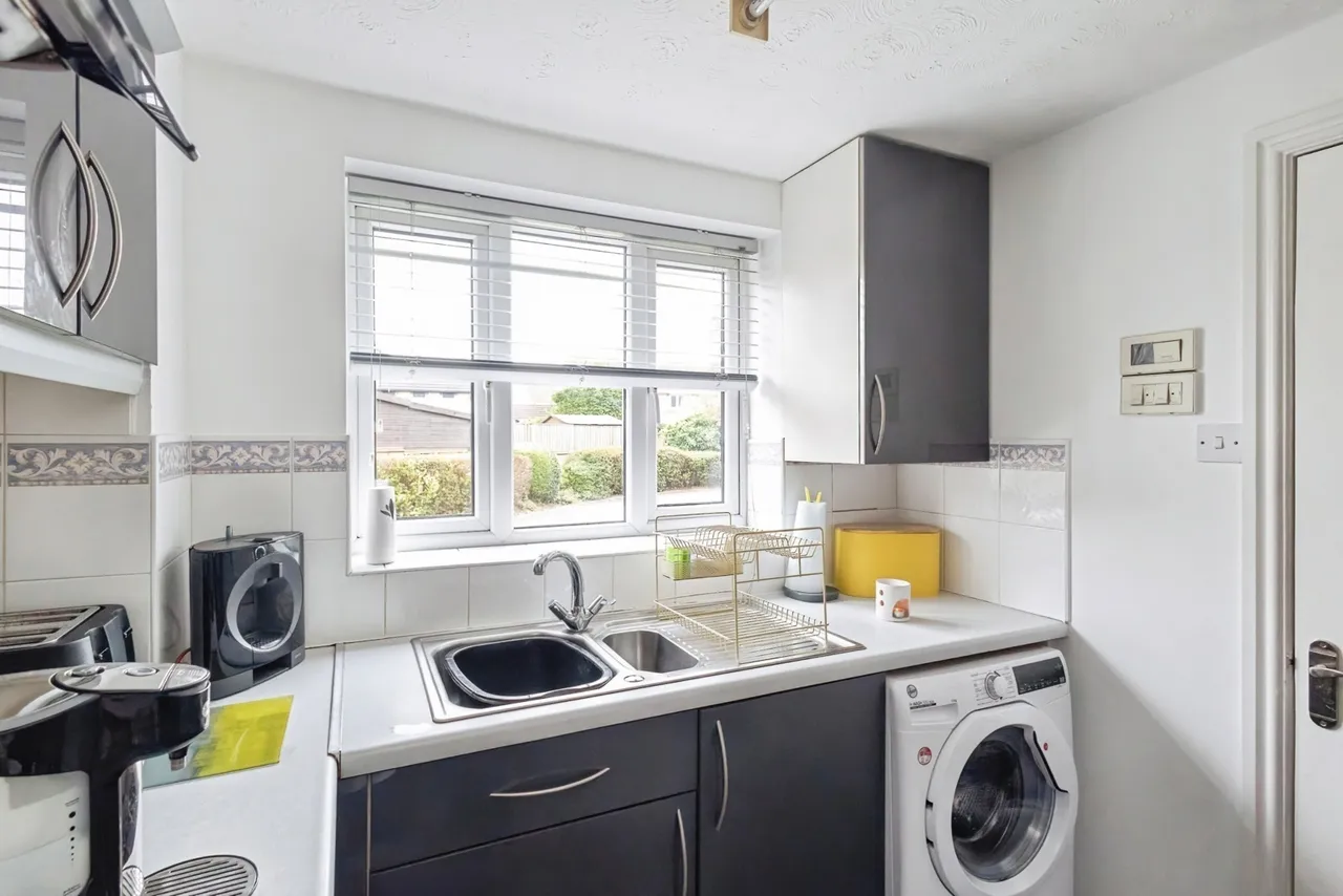 Petrel Close, Stockport, Greater Manchester, SK3, photo 8