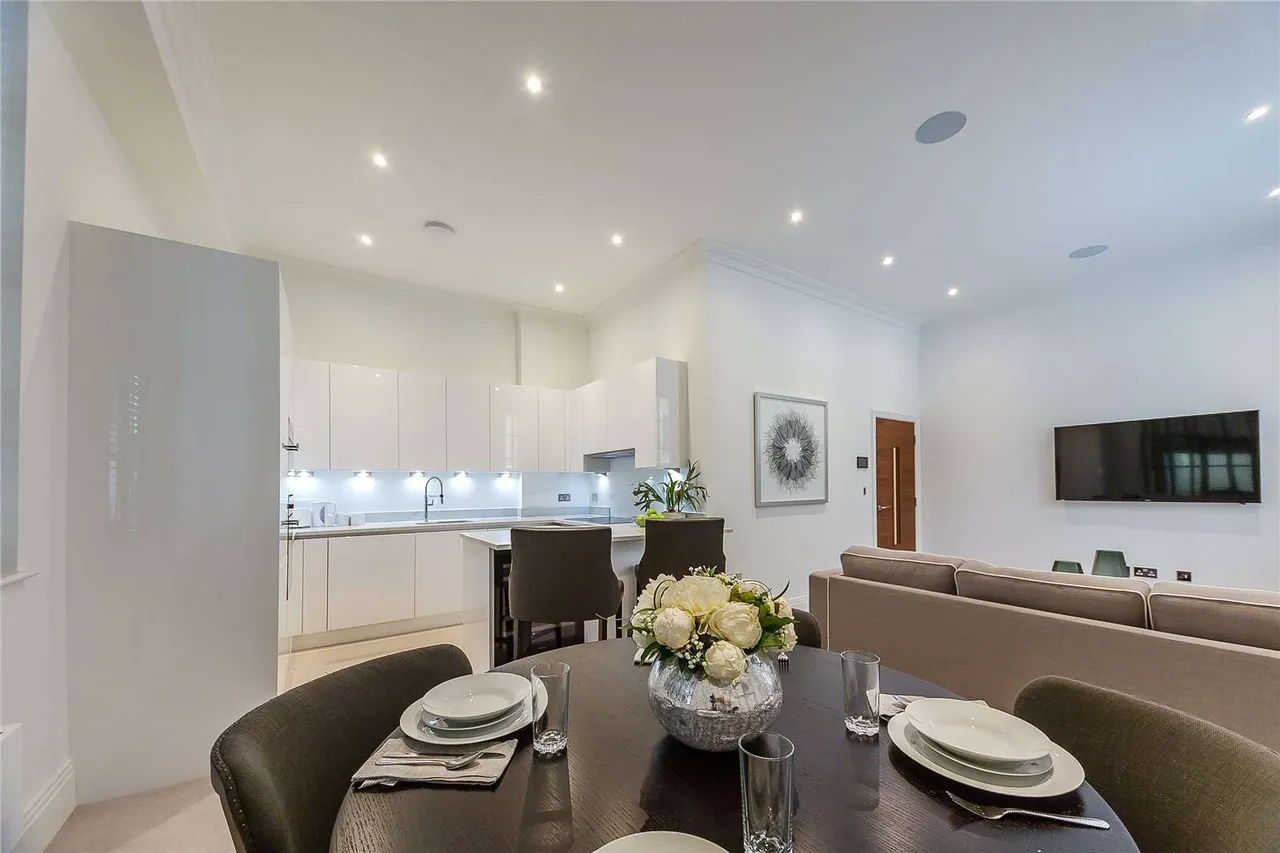 1 bed new development to rent — Rainville Road, Hammersmith, London, W6 9UF