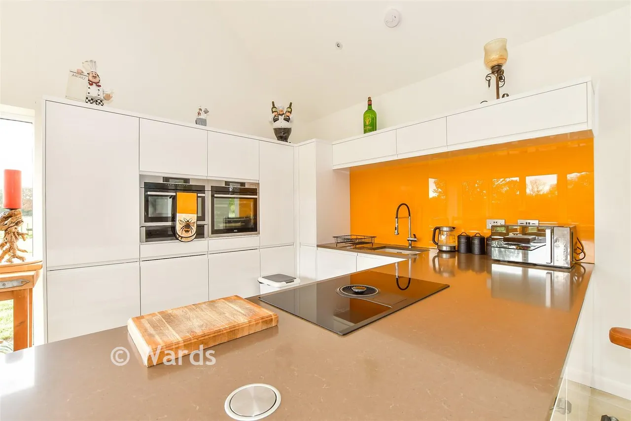 Pike Fish Lane, Paddock Wood, TN12, photo 16