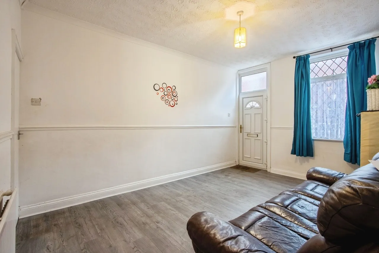 Whitehall Street, Wakefield, West Yorkshire, WF2, photo 3