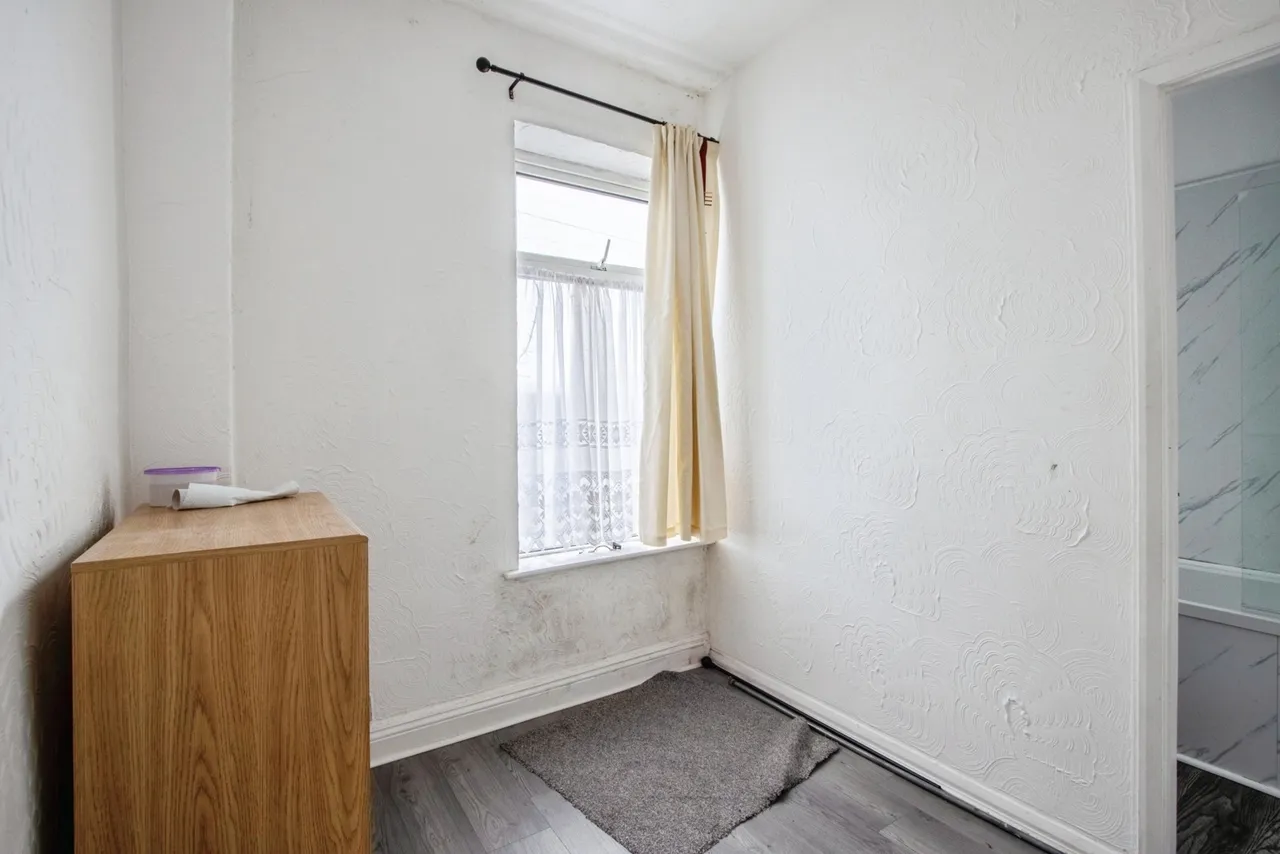 Whitehall Street, Wakefield, West Yorkshire, WF2, photo 10