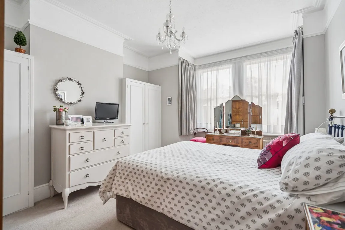 Waxwell Lane, Pinner, HA5, photo 9