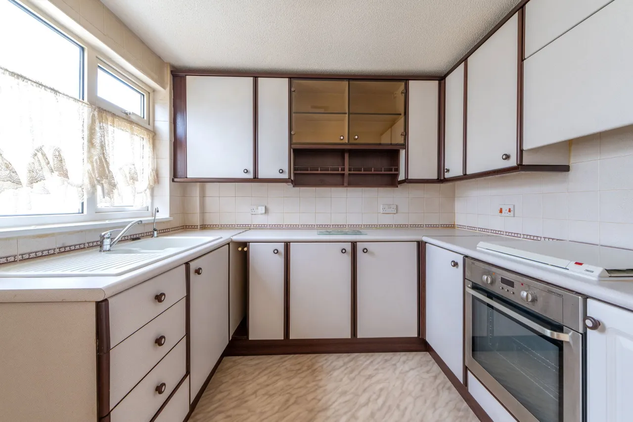 Bucklers Mead Road, Yeovil, BA21, photo 4
