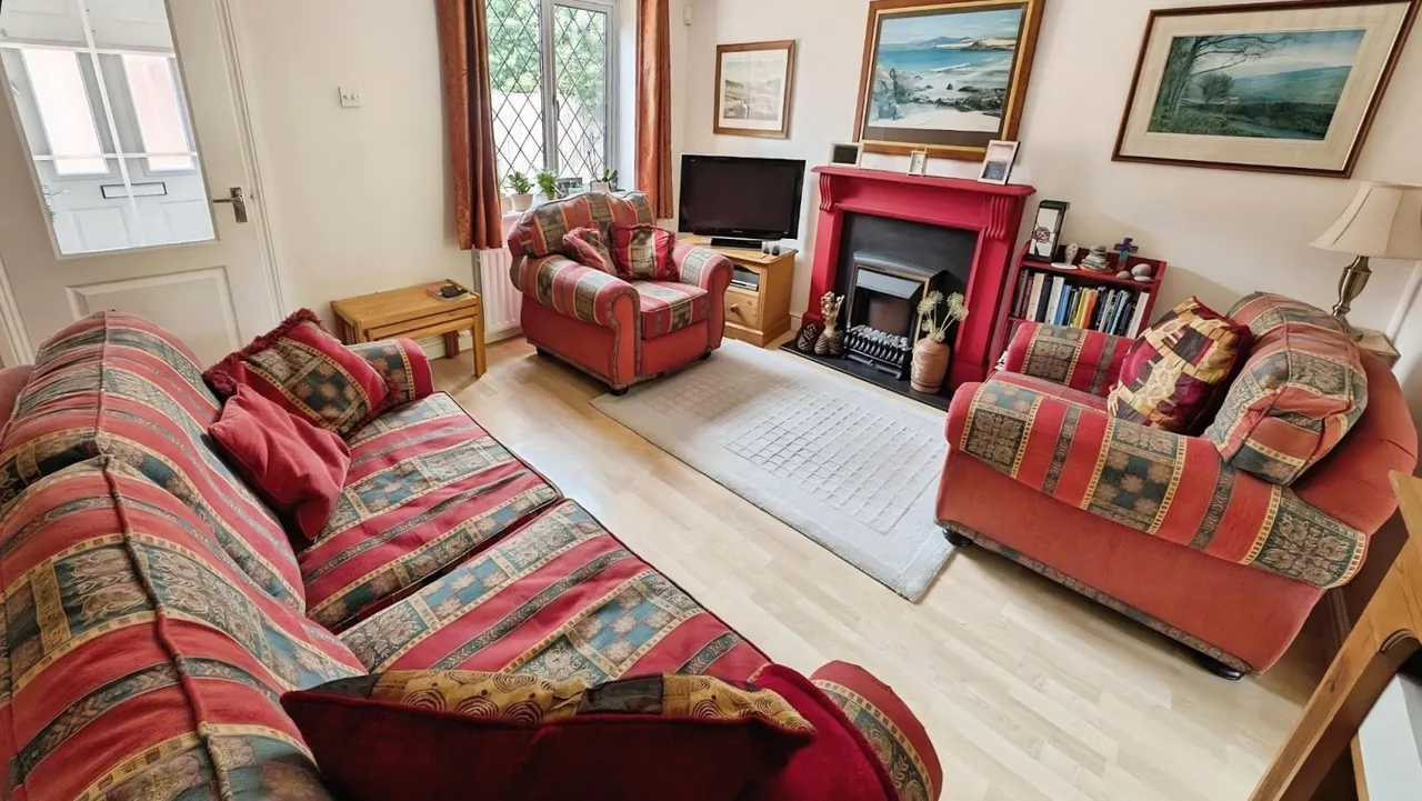 Homefield, Yate, BS37, photo 16