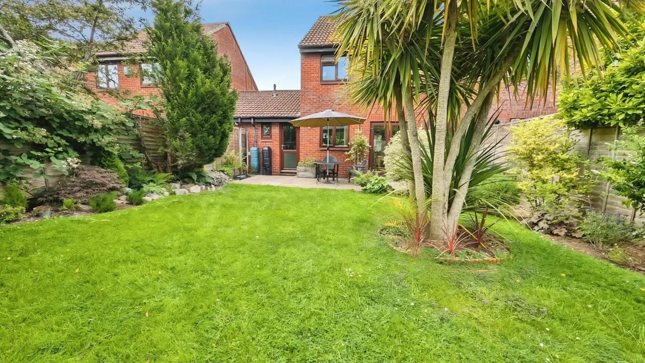 Homefield, Yate, BS37, photo 13