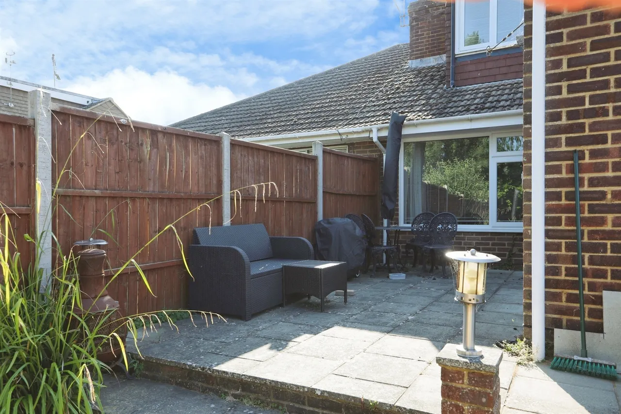 St. Margarets Drive, Wigmore, ME8, photo 8