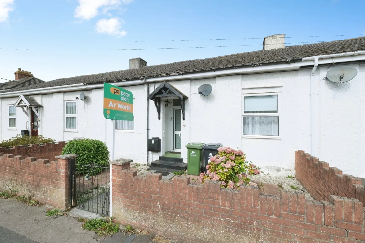 2 bed house for sale, Grahamstown Road, Chepstow, NP16