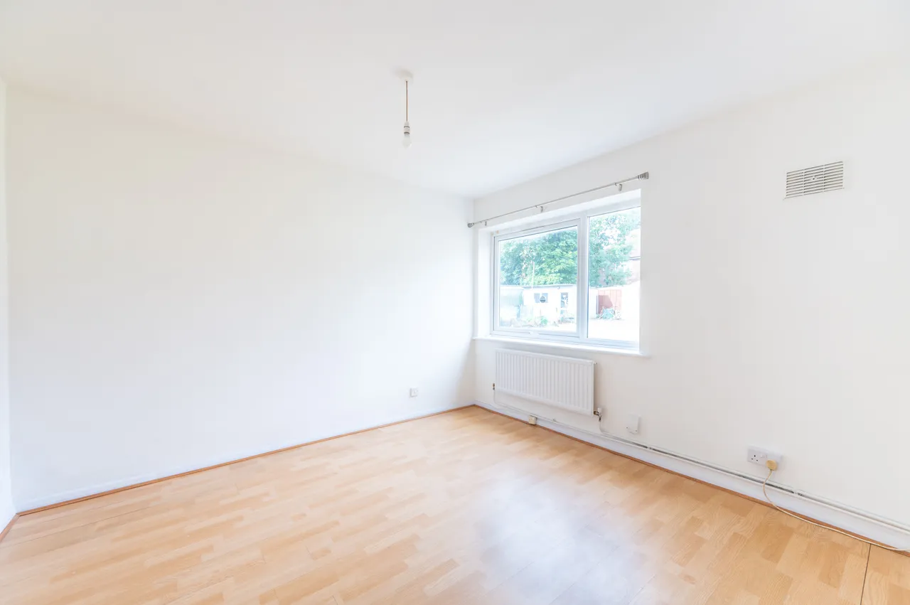 1 Croyden Court, 13 Talbot Road, Wembley, photo 2