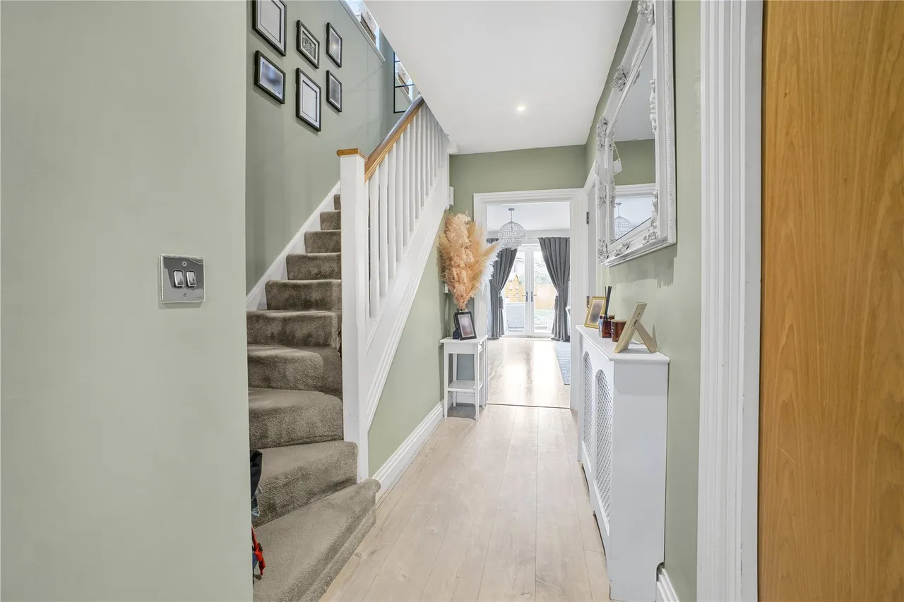 Rose Meadow, West End, GU24, photo 9