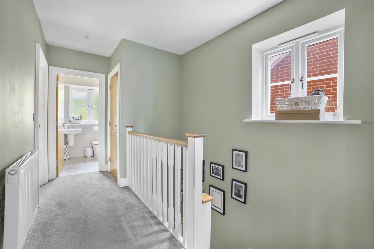 Rose Meadow, West End, GU24, photo 10
