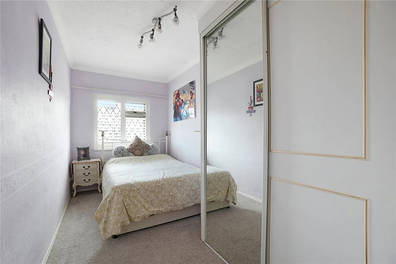 Selsey Crescent, DA16, photo 15