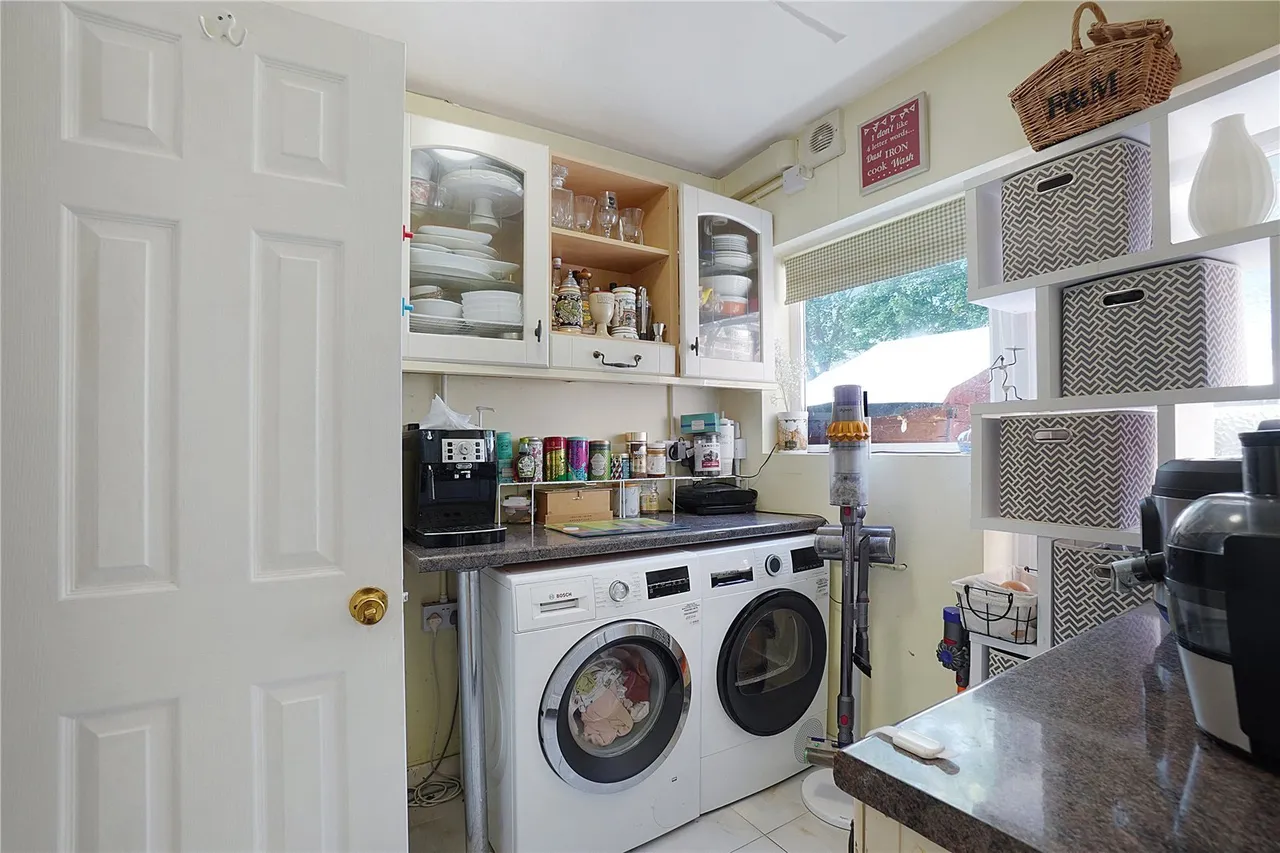 Selsey Crescent, DA16, photo 8