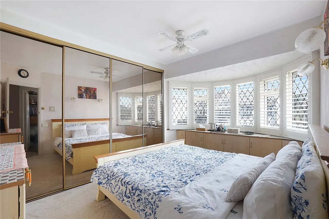 Selsey Crescent, DA16, photo 14