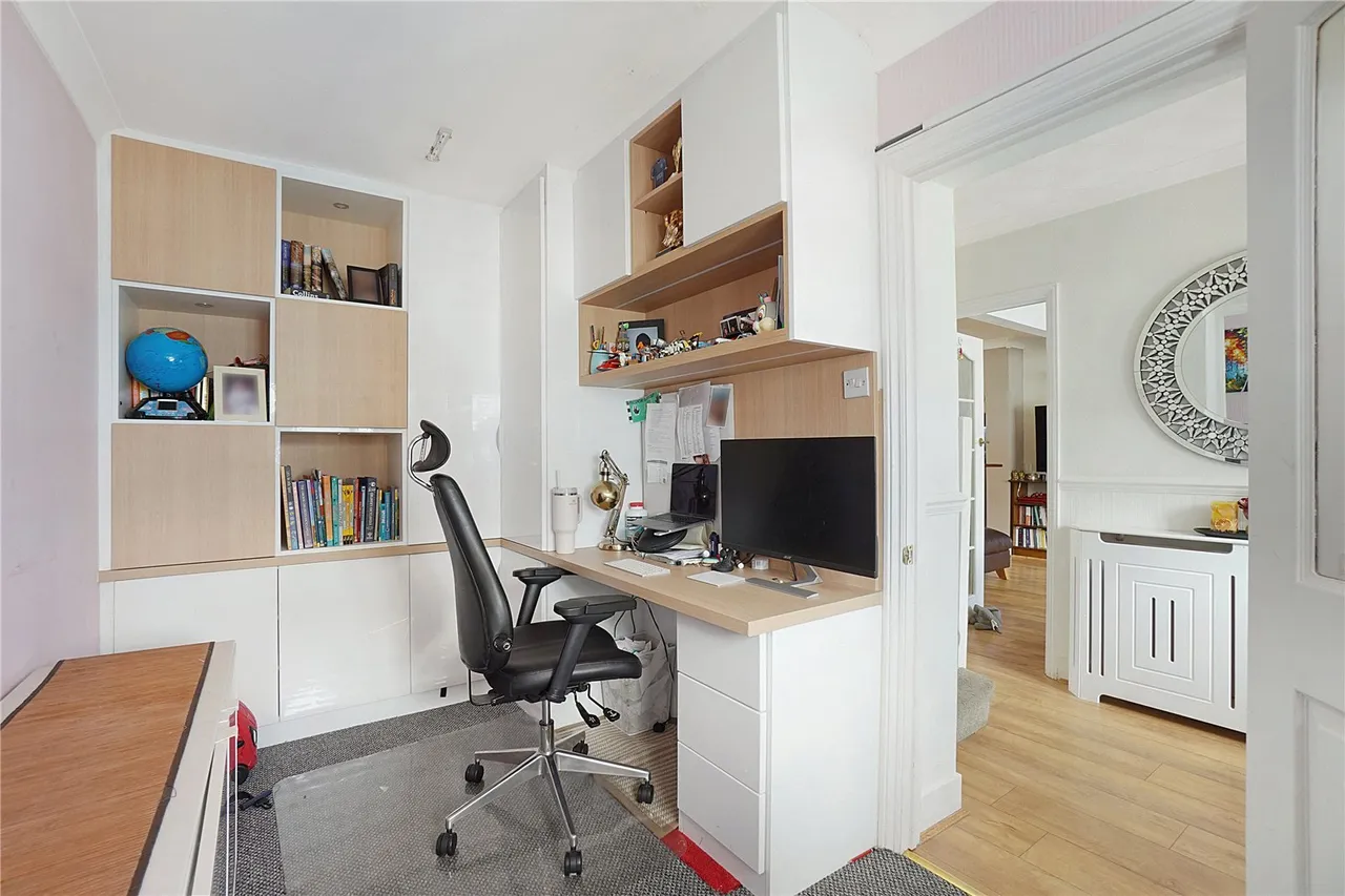Selsey Crescent, DA16, photo 9
