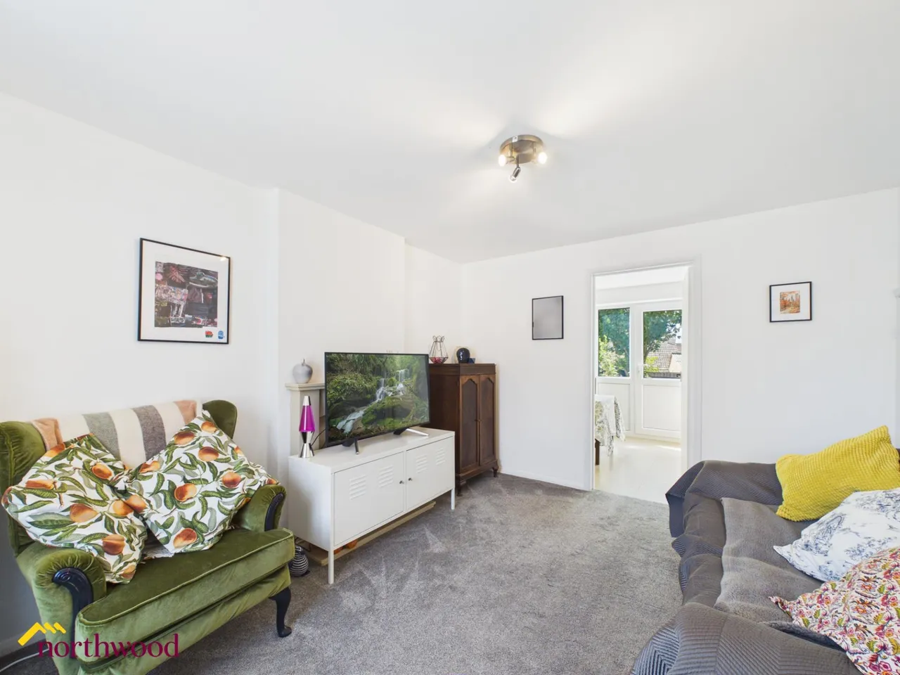 Blenheim Rise, Kings Sutton, OX17, photo 3