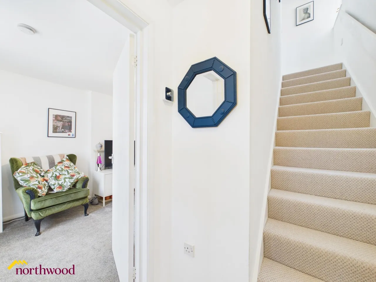 Blenheim Rise, Kings Sutton, OX17, photo 6