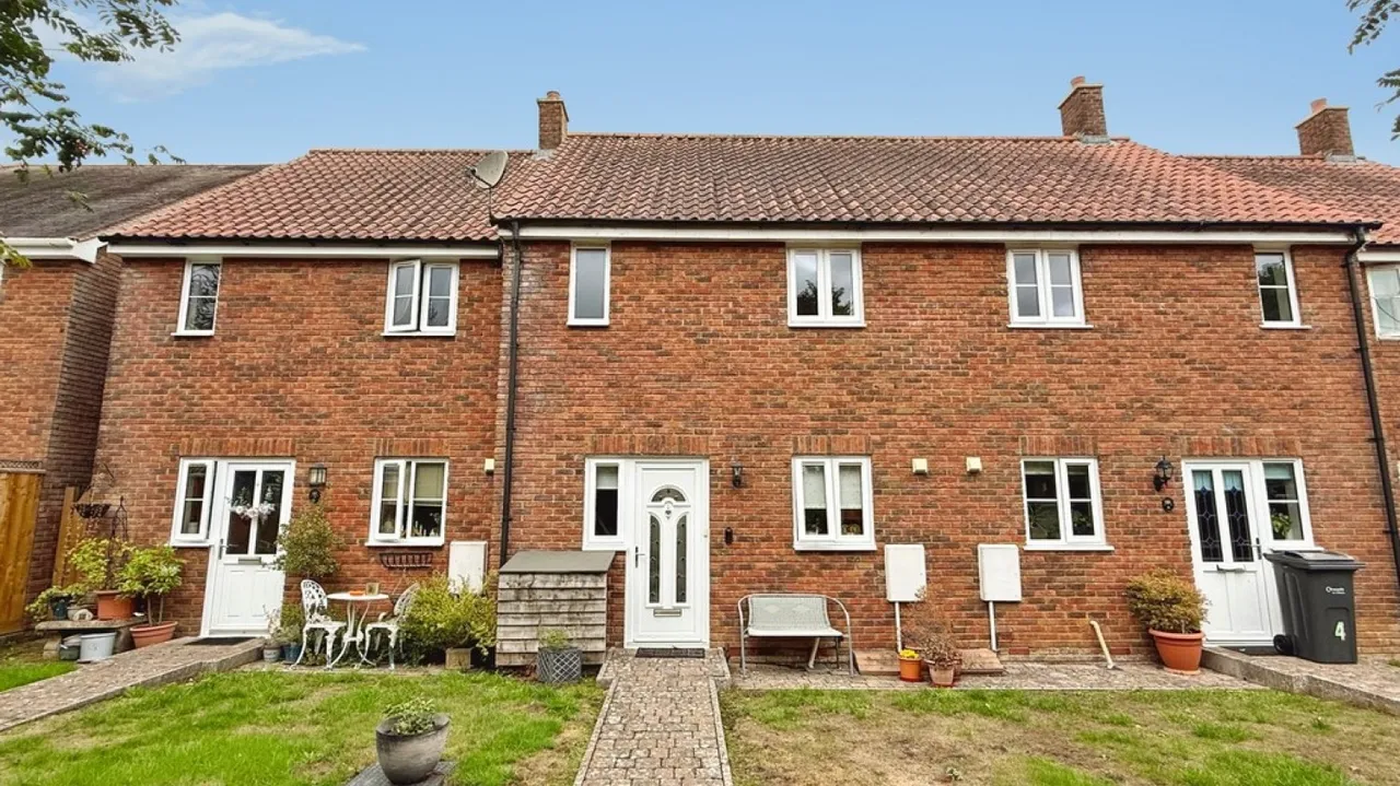2 bed house for sale, Atyeo Place, Warminster, BA12