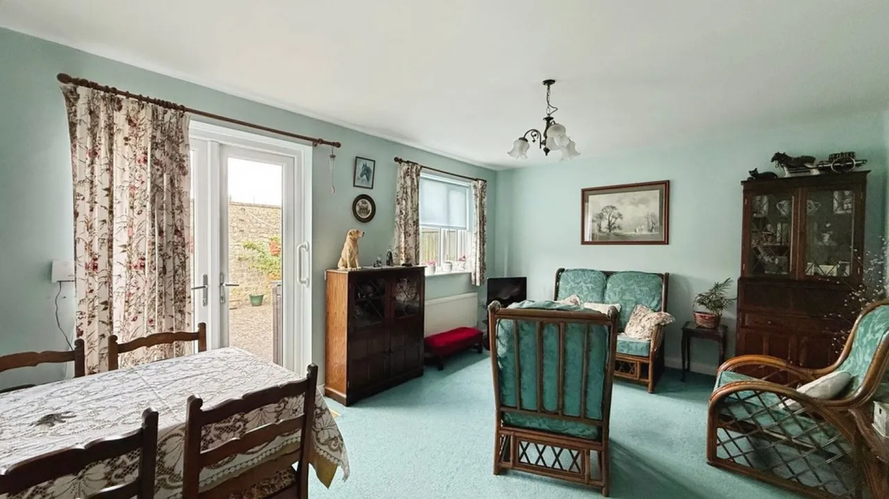 Atyeo Place, Warminster, BA12, photo 5