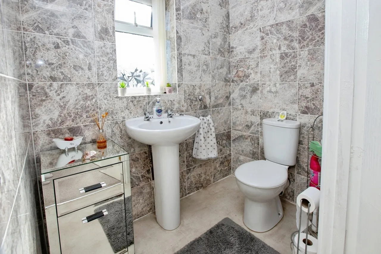 Forest Road, New Ollerton, NG22, photo 9