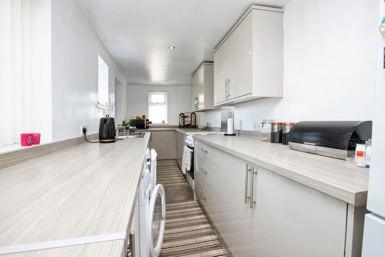Forest Road, New Ollerton, NG22, photo 3