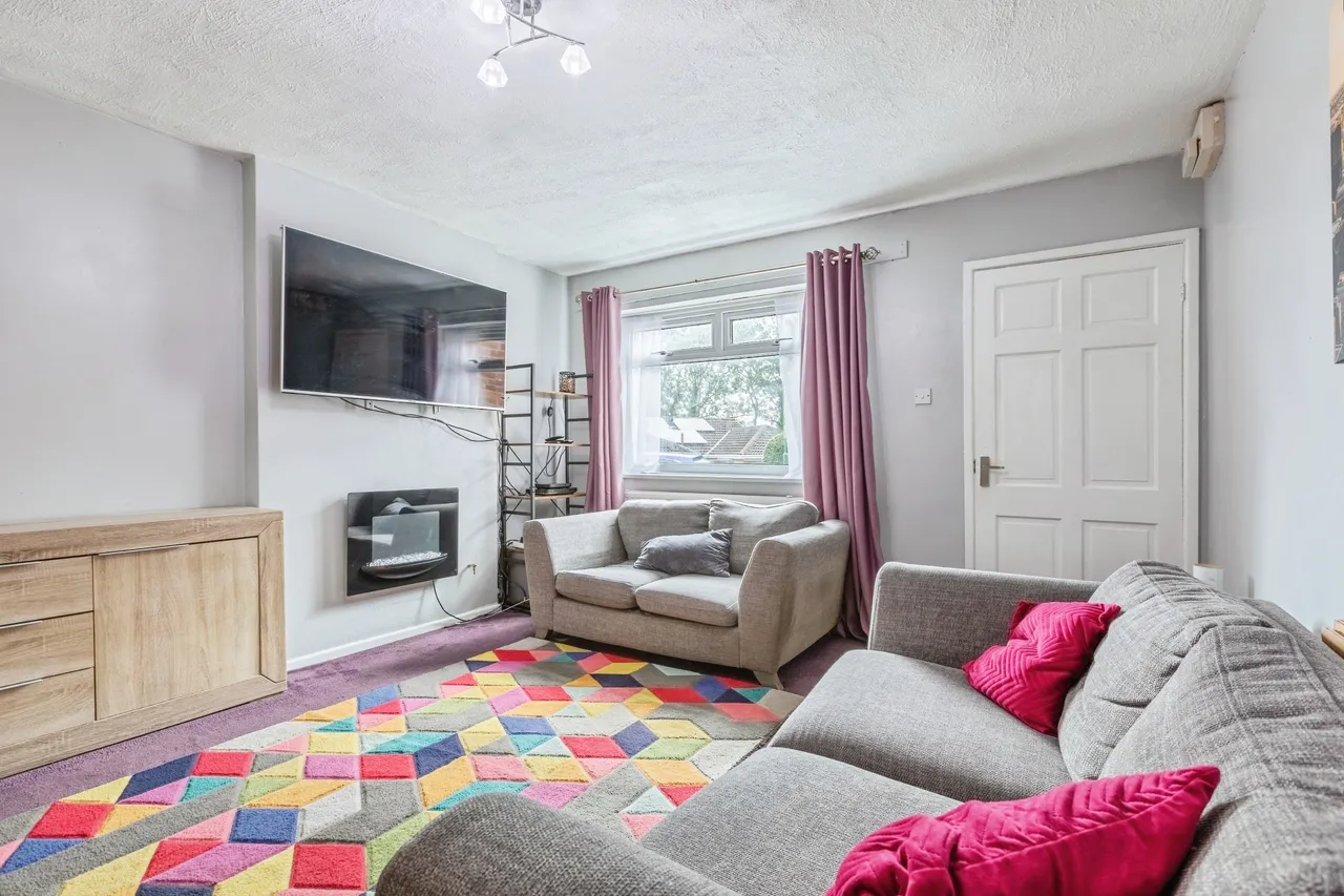 Bamburgh Crescent, Newton Aycliffe, photo 5