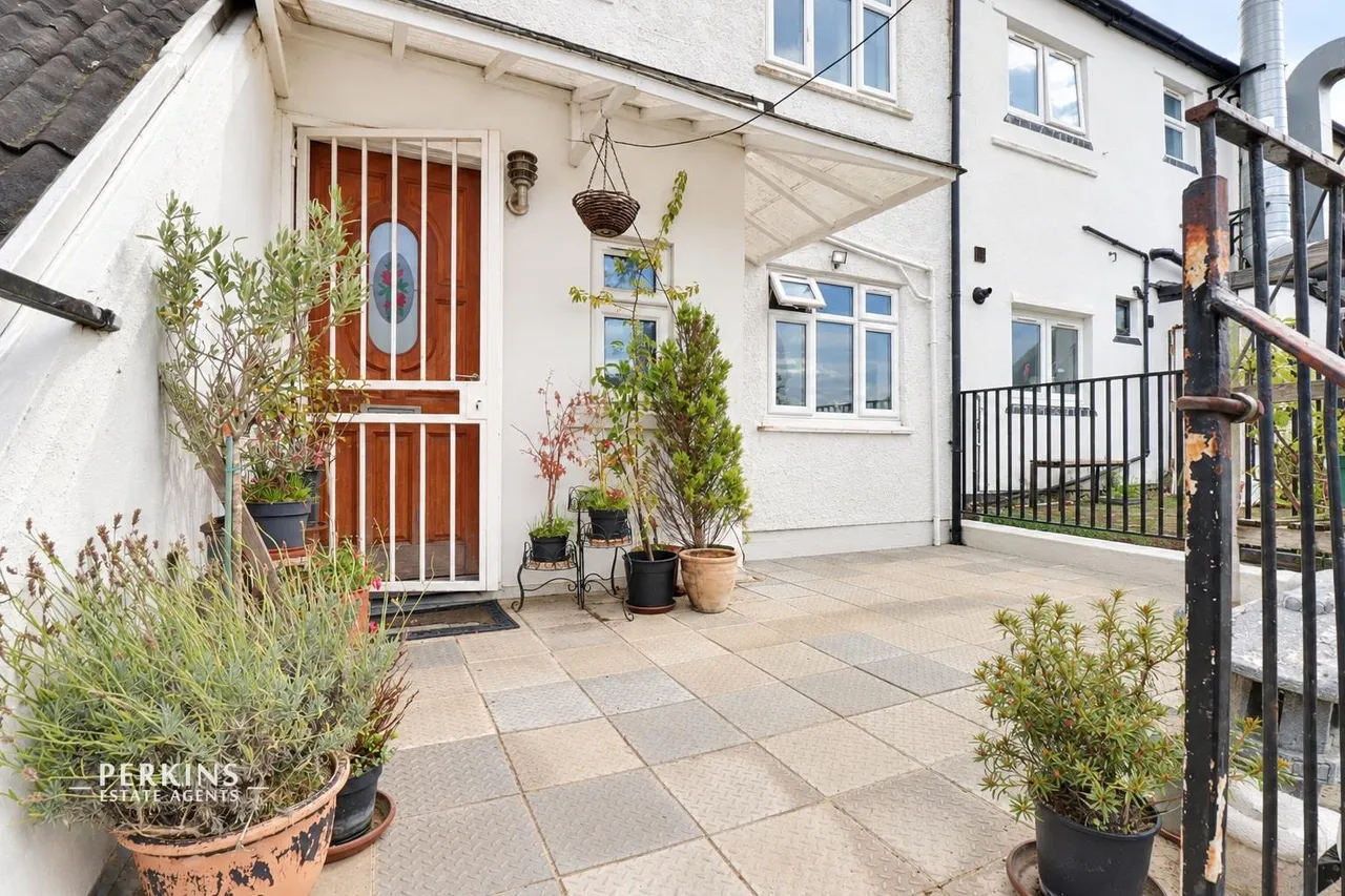 1 bed flat for sale, Greenford Road, Harrow, HA1