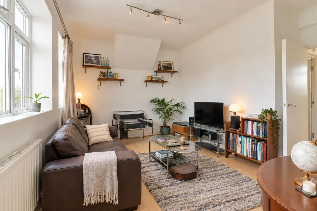 Greenford Road, Harrow, HA1, photo 2