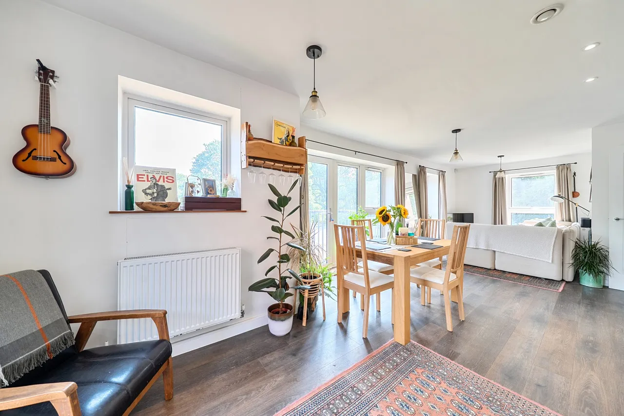 Beaulieu Place Station Road, Hook, RG27 9QG, photo 4