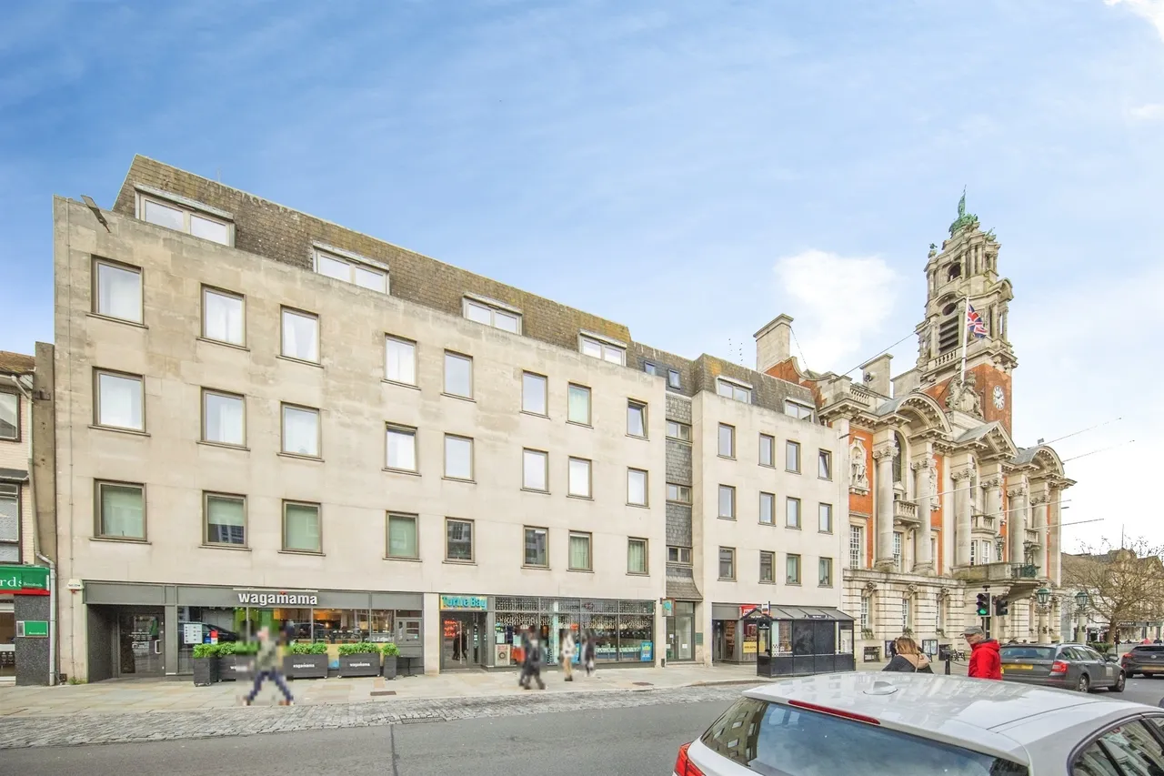 1 bed flat for sale — High Street, Colchester