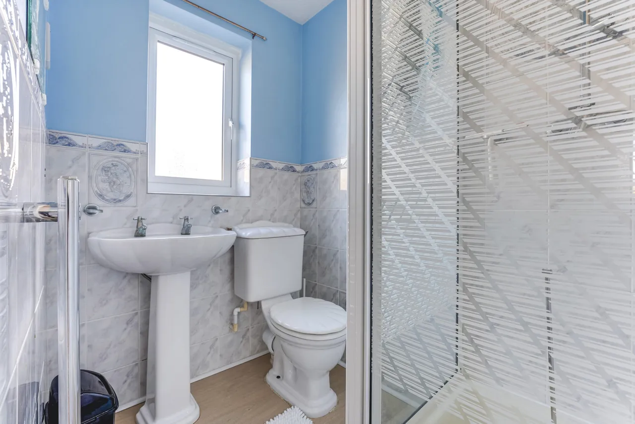 Peregrine Road, Waltham Abbey, EN9, photo 13