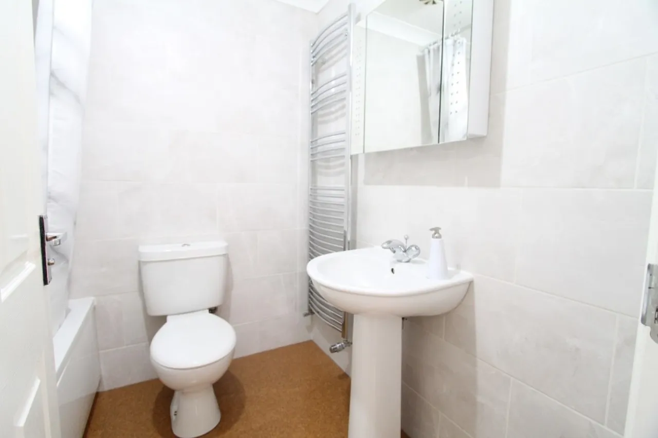 Bateman Close, Crewe, photo 6