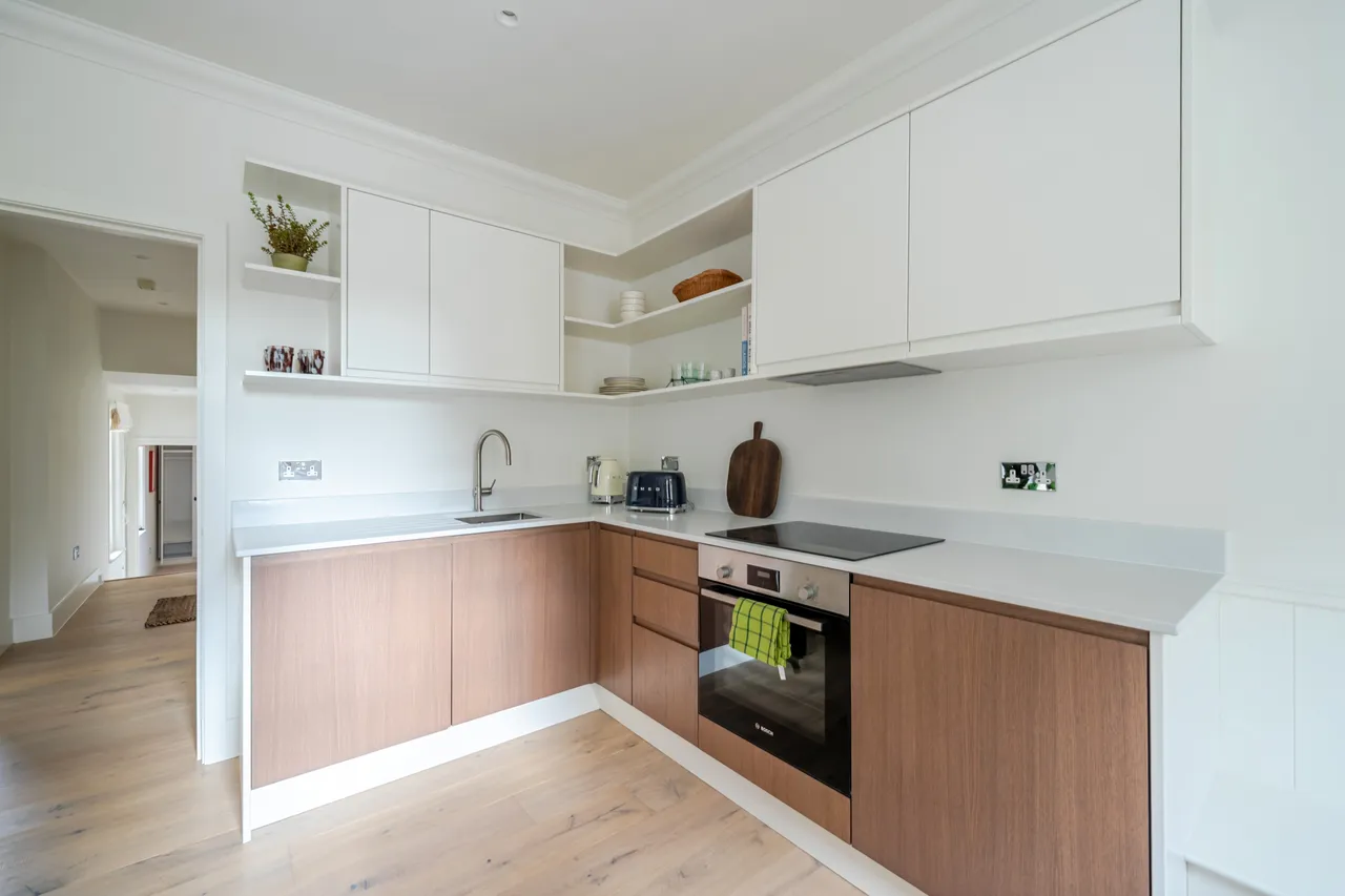 Pembroke Road, London, W8, photo 2