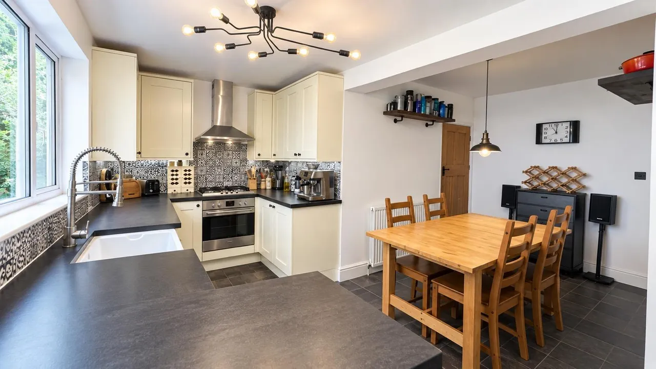 Stafford Road, Caterham, CR3, photo 4