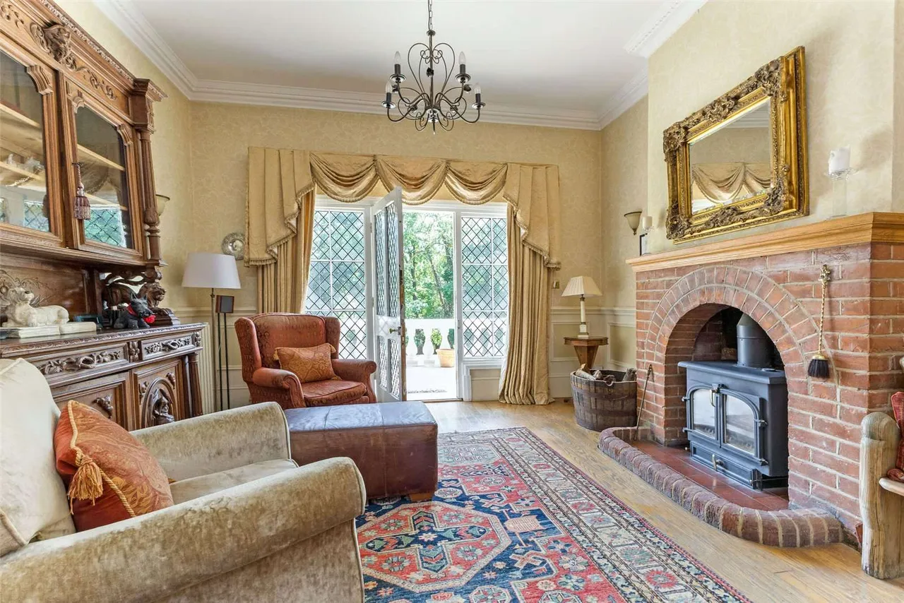 Green Lane, Burnham Beeches, Buckinghamshire, SL1 8EG, photo 6