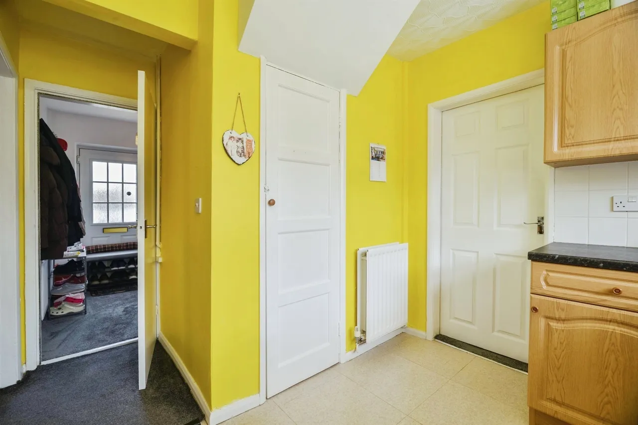 Owton Manor Lane, Hartlepool, TS25, photo 6
