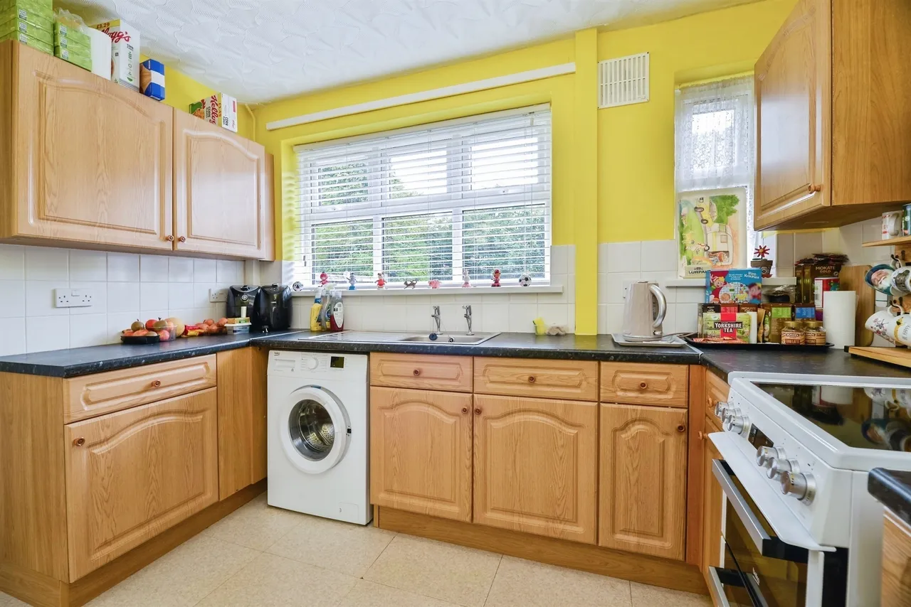 Owton Manor Lane, Hartlepool, TS25, photo 5