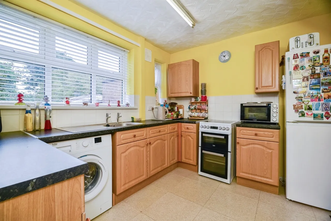 Owton Manor Lane, Hartlepool, TS25, photo 4