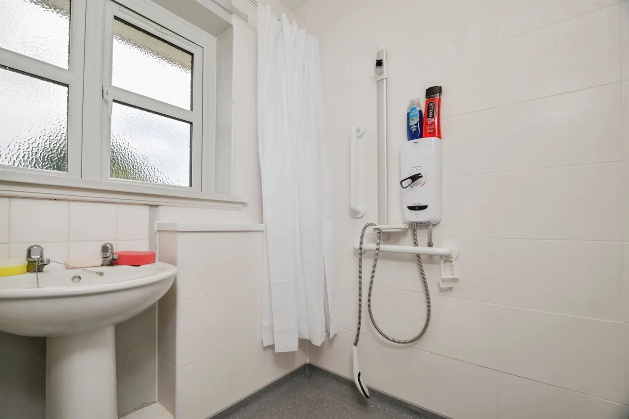 Owton Manor Lane, Hartlepool, TS25, photo 15
