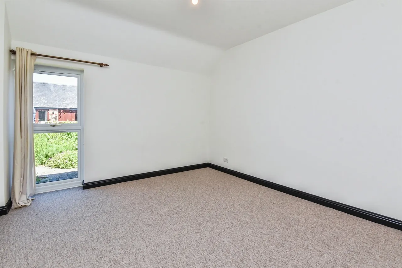 High Street, West Lavington, Devizes, photo 11