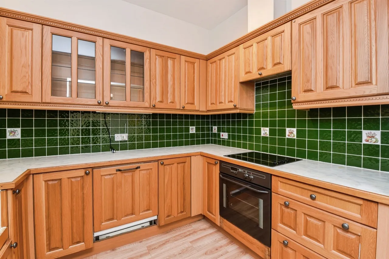 High Street, West Lavington, Devizes, photo 5