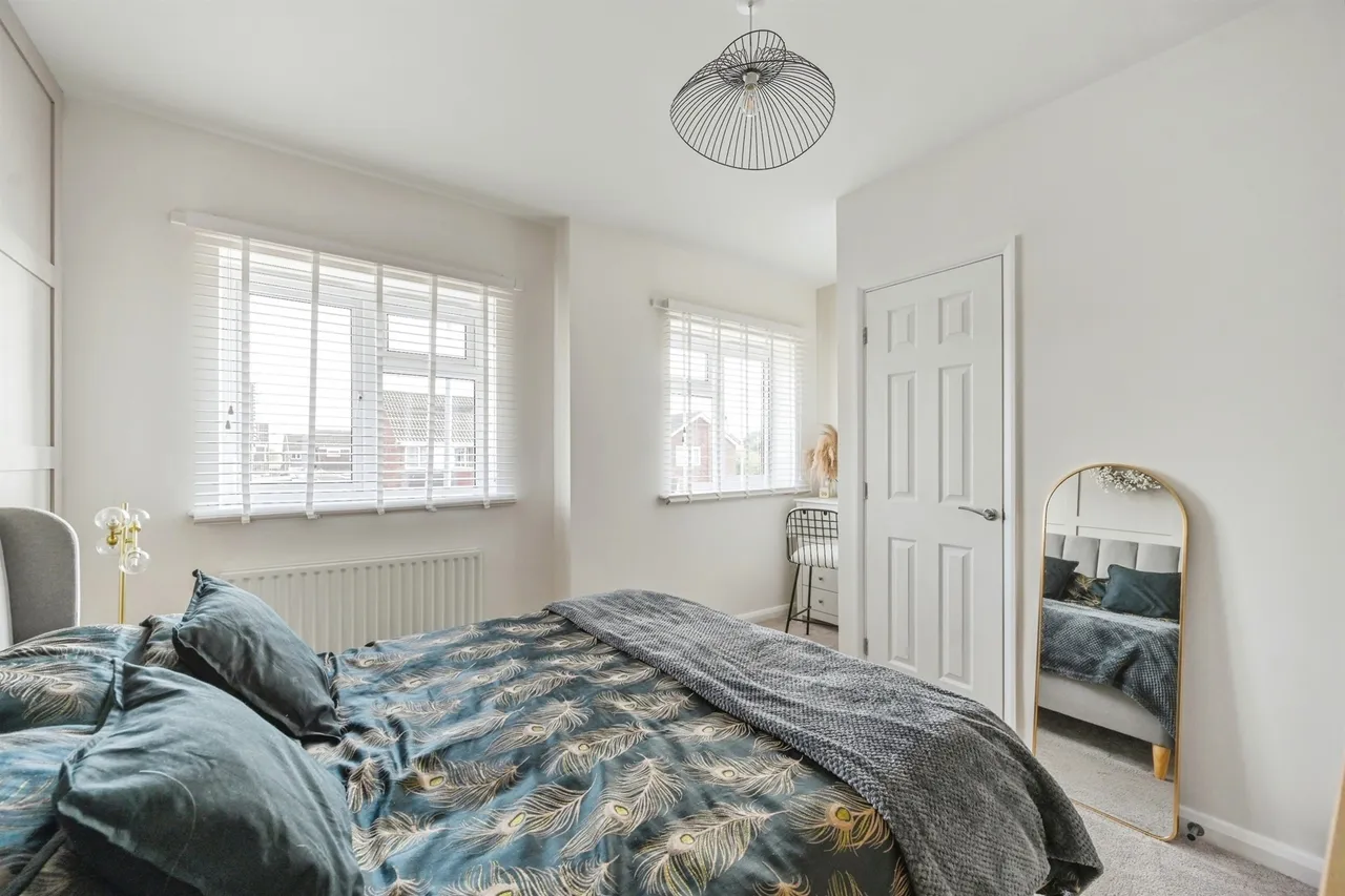Riversfield Drive, Rocester, ST14, photo 5