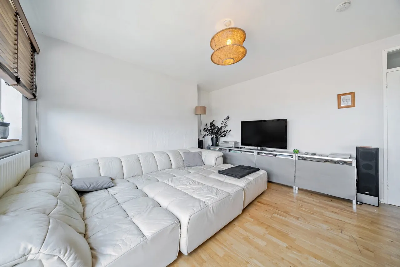 Crawford Estate, SE5, photo 12