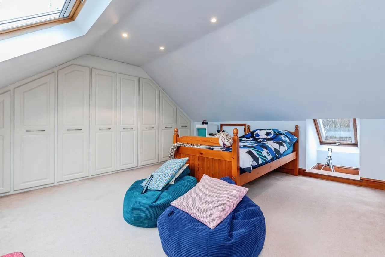 Holmside, Gillingham, ME7, photo 12