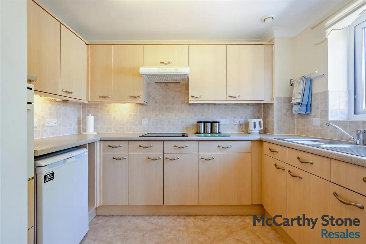 Grange Road, Uckfield, TN22, photo 9