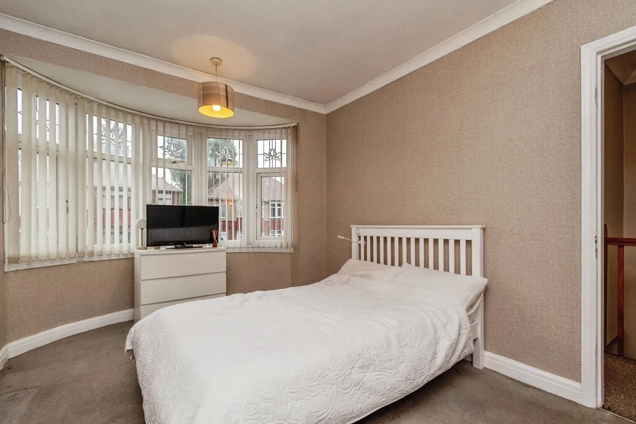 Wrexham Avenue, Walsall, WS2, photo 13