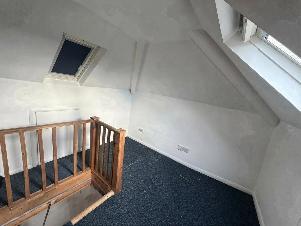 Wrexham Avenue, Walsall, WS2, photo 16