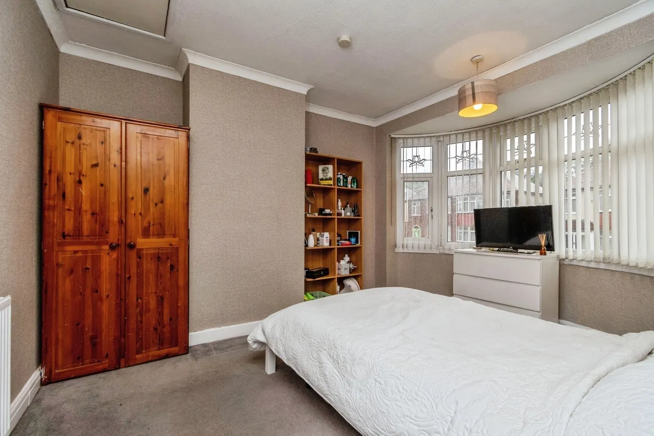 Wrexham Avenue, Walsall, WS2, photo 12